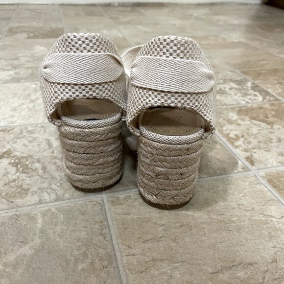 H&M lace up wedges - Picture 3 of 5